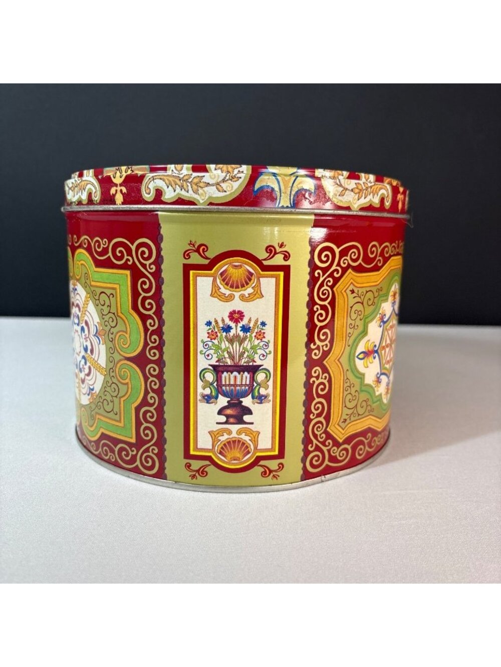 Nyakers Pepparkakor Swedish Gingersnap Cookie Tin Decorative Red Empty Tin Only - Picture 4 of 12